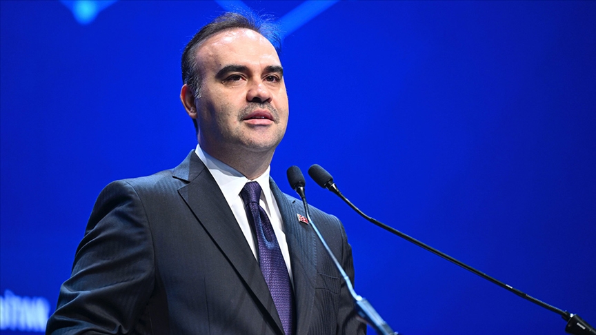 Bakan Kacır: Alman-Türk Otomotiv Zirvesi'nde konuştu
