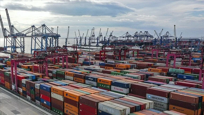 İzmir'in sanayi sektörlerindeki ihracatı 7 milyar doları aştı