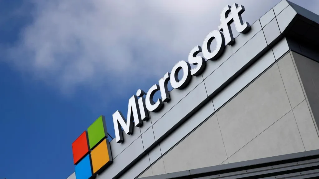 Microsoft 4 binden fazla çalışanla yollarını ayırıyor!
