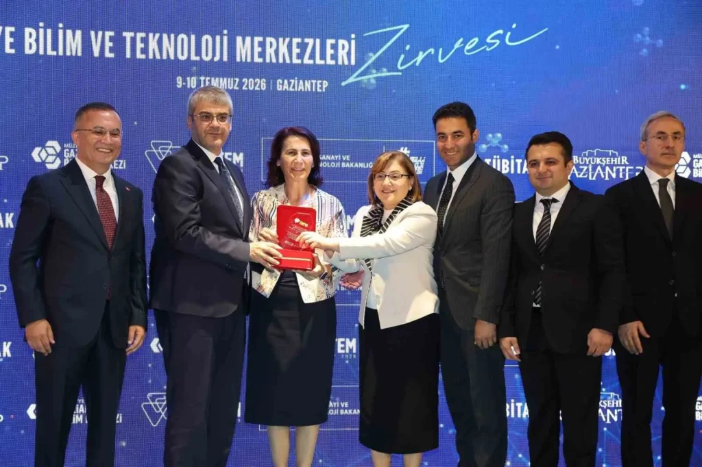 Bilim Zirvesi Gaziantep'te devam ediyor